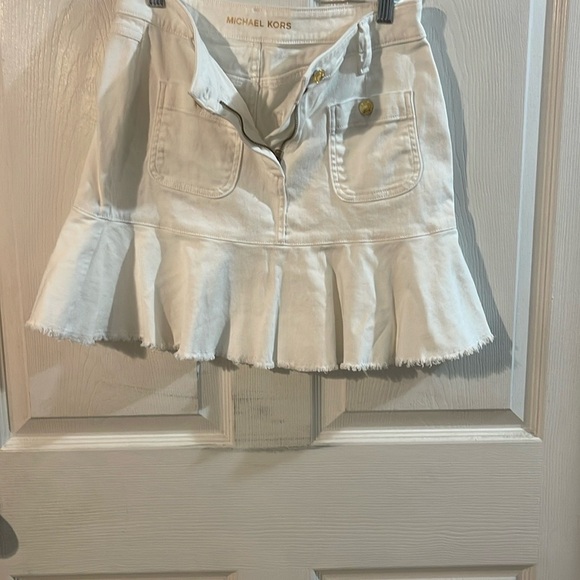 Michael Kors Cream Ruffle Mini Skirt - Picture 1 of 7